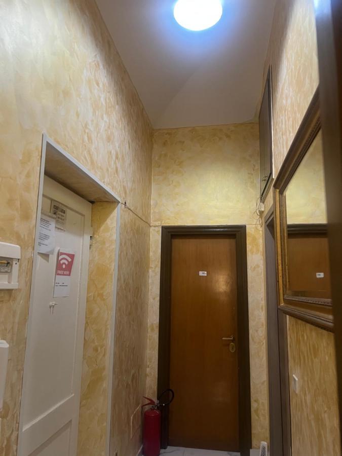 Termini Golden House Hotel Rome Exterior photo